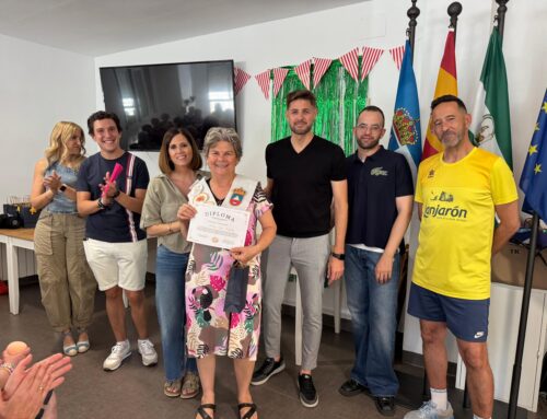 Lanjarón celebra la graduación de casi un centenar de mayores que han participado en el CPA en el curso 2024/2025
