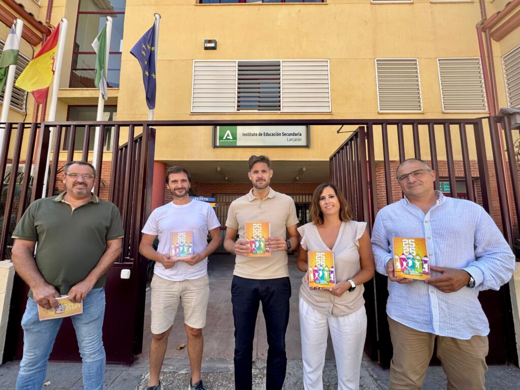 Entrega agendas instituto Lanjarón inicio curso escolar 2025 2026