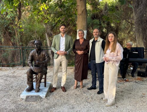 Lanjarón inaugura cuatro esculturas urbanas en homenaje a sus tradiciones y oficios