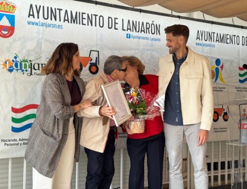 Lanjarón rinde homenaje a los matrimonios que celebran sus bodas de oro dentro de la Semana del Mayor